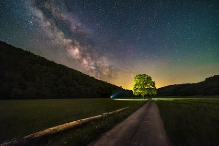 Edersee mit Sternenhimmel