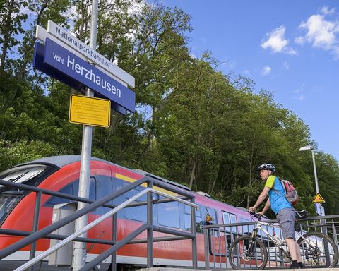 Bahnhof Herzhausen